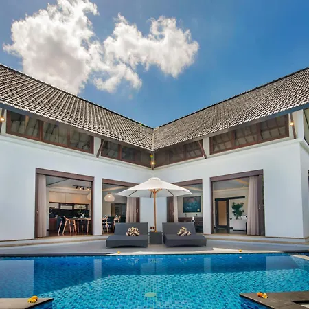Villa Tramonto By Le Cielo Canggu Buitenkant foto